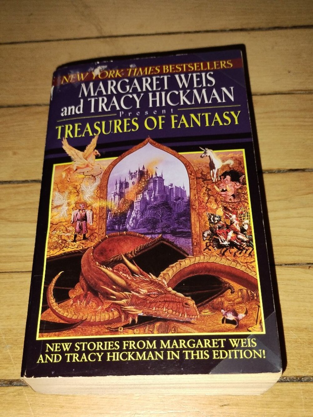 Treasures of Fantasy (Margaret Weis, Tracy Hickman) Paperback